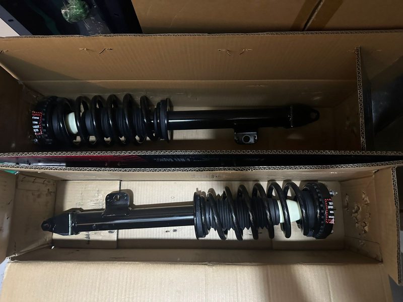 Amortiguadores dodge challenger sxt  2009-2020