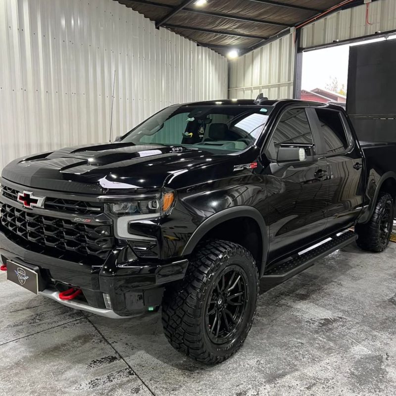 Chevrolet silverado ZR2 diesel 2025